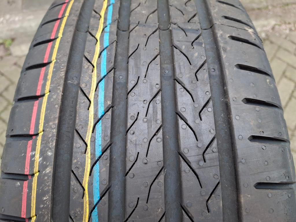 MICHELIN NIEUW! 195 60 18/215 50 18/225 50 18/225 55 18, Ophalen, 18 inch, 215 mm, Nieuw