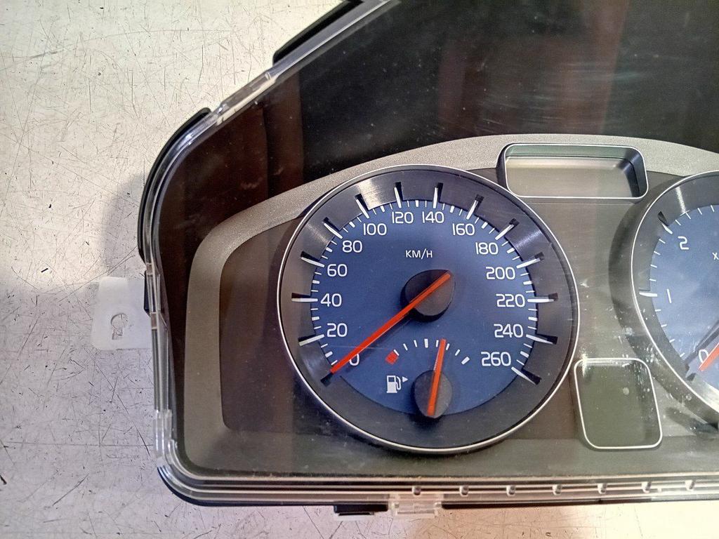 Cockpit Volvo V50, Onderdelen@venauto.nl, Van der Ven Autorecycling B.V., Gebruikt, Ettenseweg 76, 4706 PB Roosendaal, The Netherlands