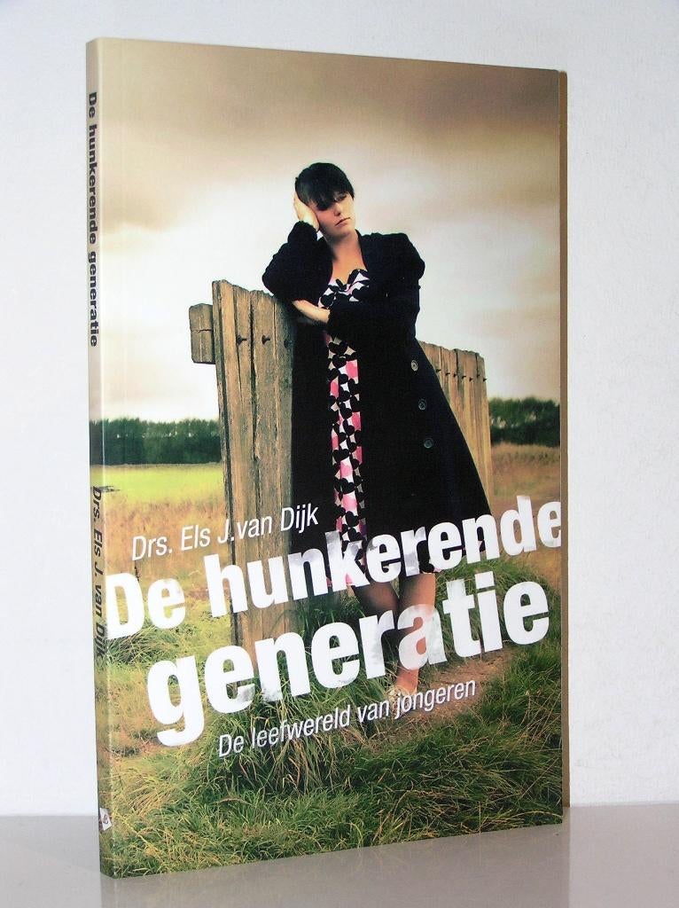 Drs. Els J. van Dijk - De hunkerende generatie, Boeken, Godsdienst en Theologie, Zo goed als nieuw, Christendom | Katholiek, Christendom | Protestants