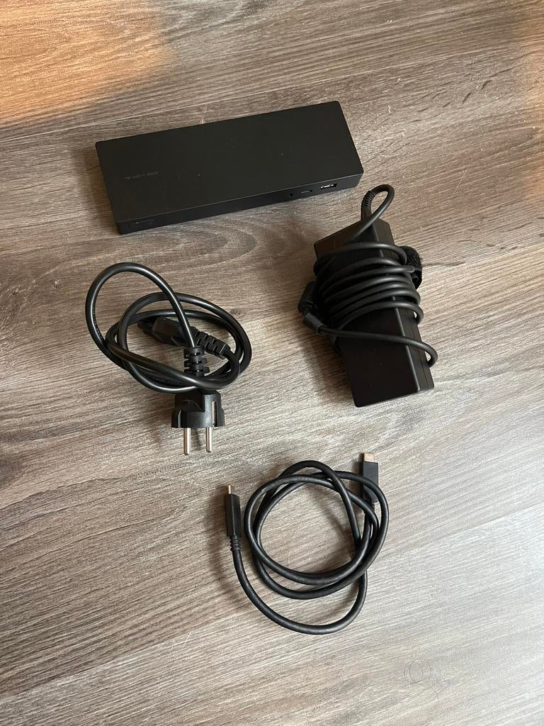 Hp usb-c dock g4, Computers en Software, Dockingstations, Ophalen of Verzenden, Zo goed als nieuw