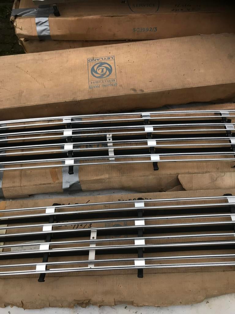 Vintage BMC british leyland grills, Ophalen, Nieuw, Austin