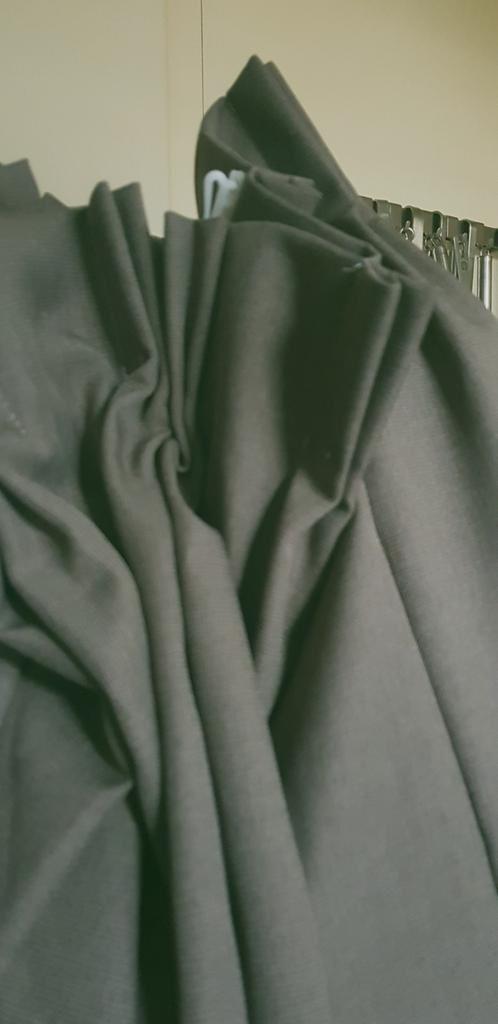 Chivasso luxe legant wolmix gordijnen 324 259 ww 3800,-, Chivasso elegant prachtig verduisterend 324 259 ww 3800,-, Zo goed als nieuw