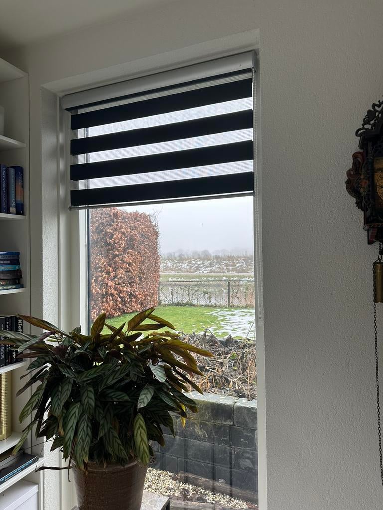 13st duo rolgordijnen zwart, Huis en Inrichting, Gebruikt, 100 tot 150 cm, Zwart, Ophalen of Verzenden