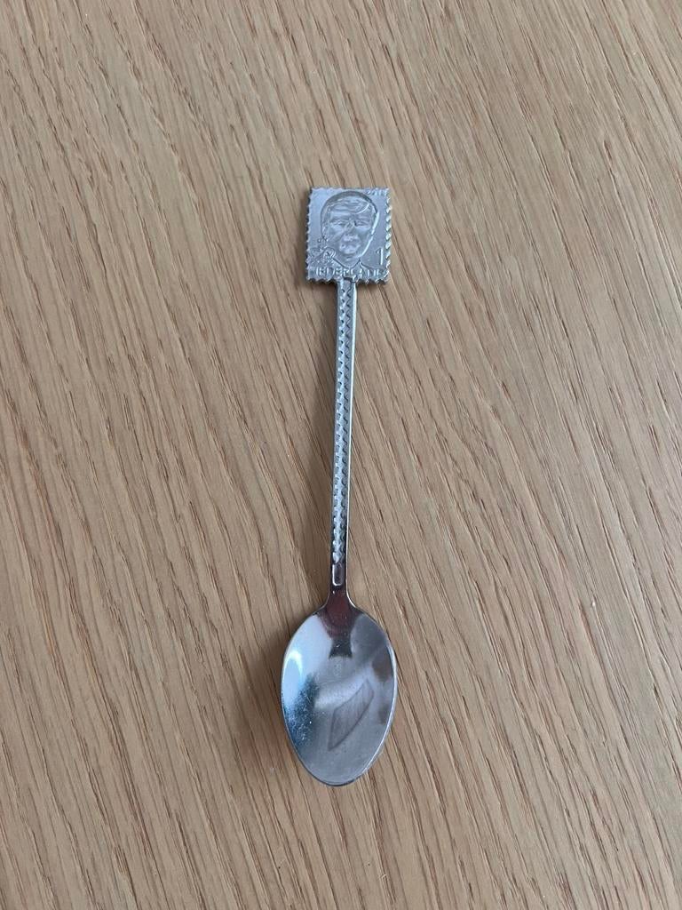 Verzilverde theelepel postzegel willem alexander, Ophalen of Verzenden