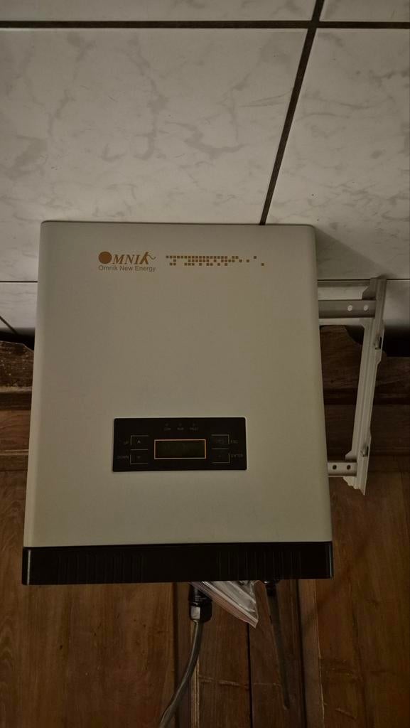 Omvormer zonnepanelen 5 kw Omnik, Ophalen, Gebruikt, Compleet systeem