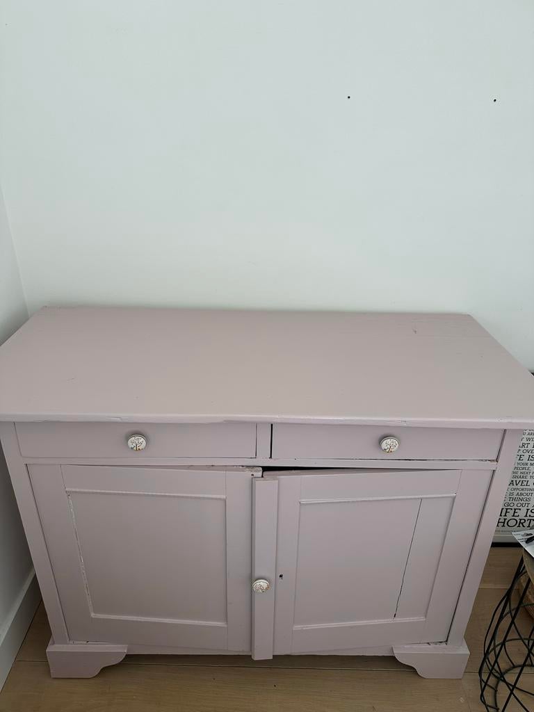 Brocante commode kast  met Fiona Hewitt motief, Huis en Inrichting, Kasten | Dressoirs, Gebruikt, 100 tot 150 cm, 50 tot 75 cm