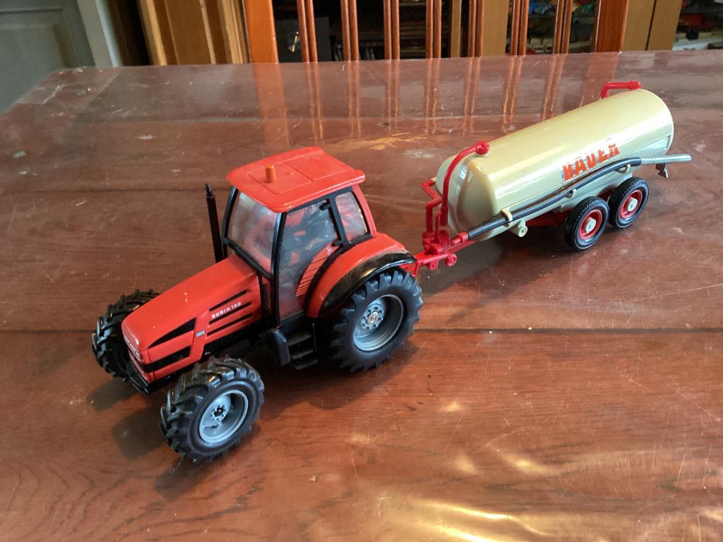 Britains Same tractor, Hobby en Vrije tijd, Modelauto's | 1:32, Ophalen of Verzenden, Zo goed als nieuw, Tractor of Landbouw, Britains