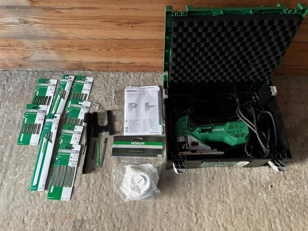 Hitachi CJ160VA(35JR), Ophalen, Nieuw, 600 tot 1200 watt, Hitachi