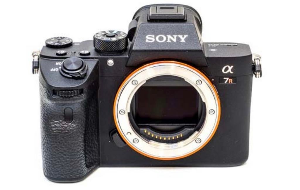 Sony Alpha a7R II (ILCE-7RM2) Full-Frame Spiegelloze Camera, Audio, Tv en Foto, Fotocamera's Digitaal, Gebruikt, Spiegelreflex