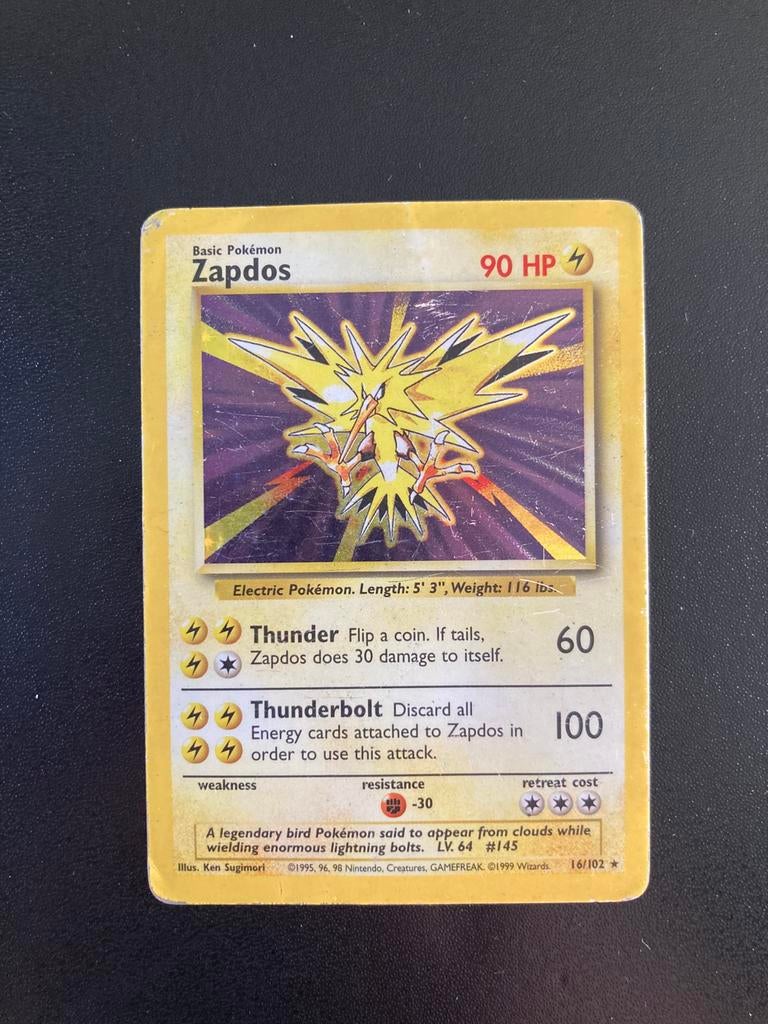 Pokemon kaart Zapdos Holo, Ophalen of Verzenden, Zo goed als nieuw