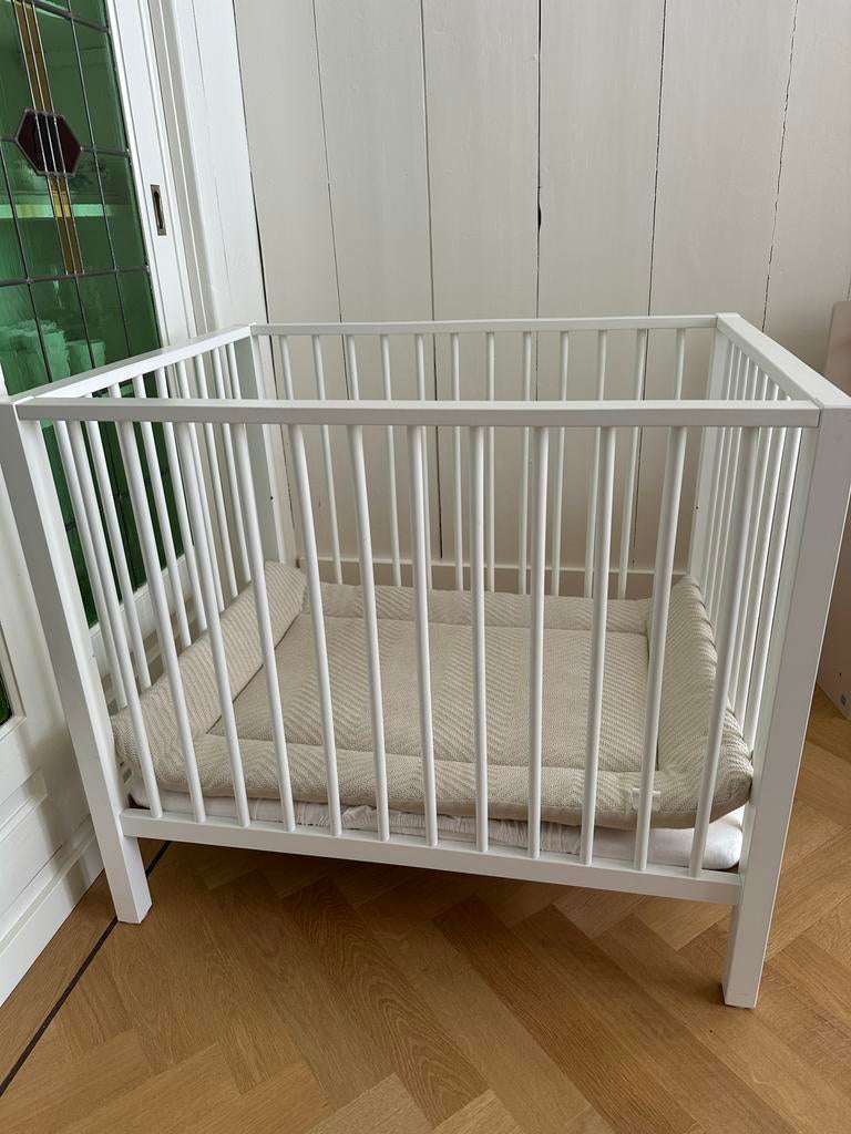 Houten Box met Spijlen, Matras en Boxkleed - Baby's Only Bei, Kinderen en Baby's, Boxen, Ophalen, Gebruikt, Rechthoekig, In hoogte verstelbaar