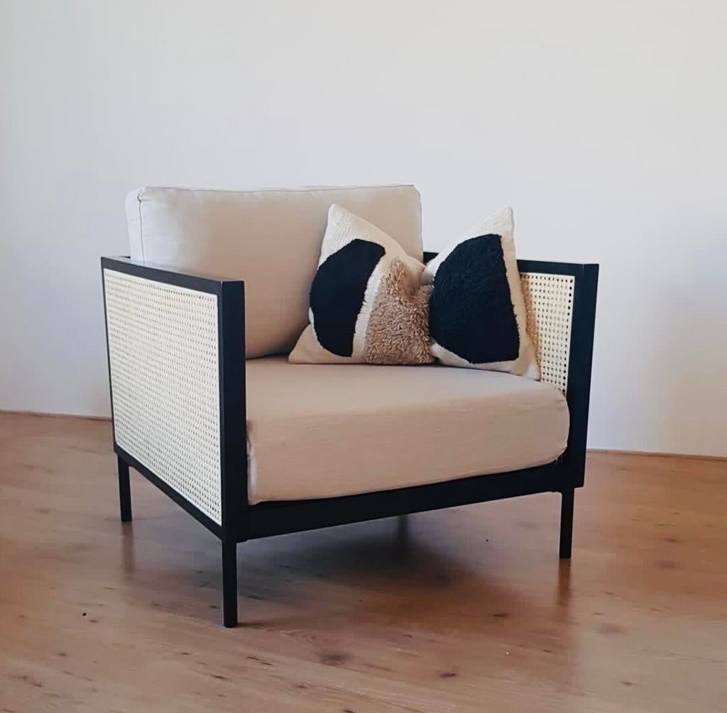 Japandi Stijl Lounge Stoel Zwart met Webbing en Naturel, Ophalen, Zwart, Zo goed als nieuw, Eén