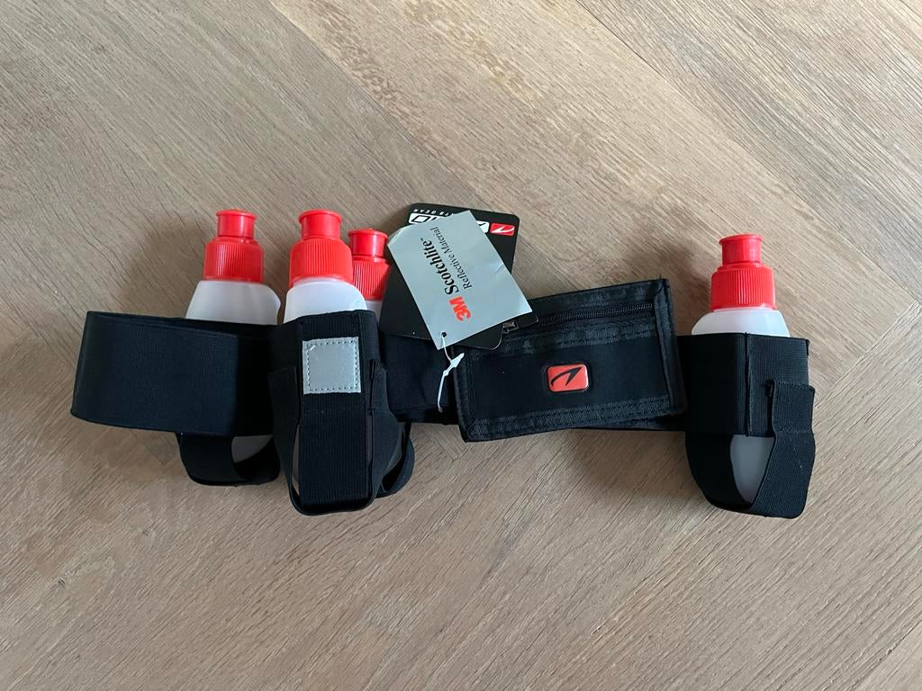 Drinkgordel voor hardlopen met 4 bidons en ritsvak - Avento, Overige typen, Nieuw, Hardlopen, Ophalen