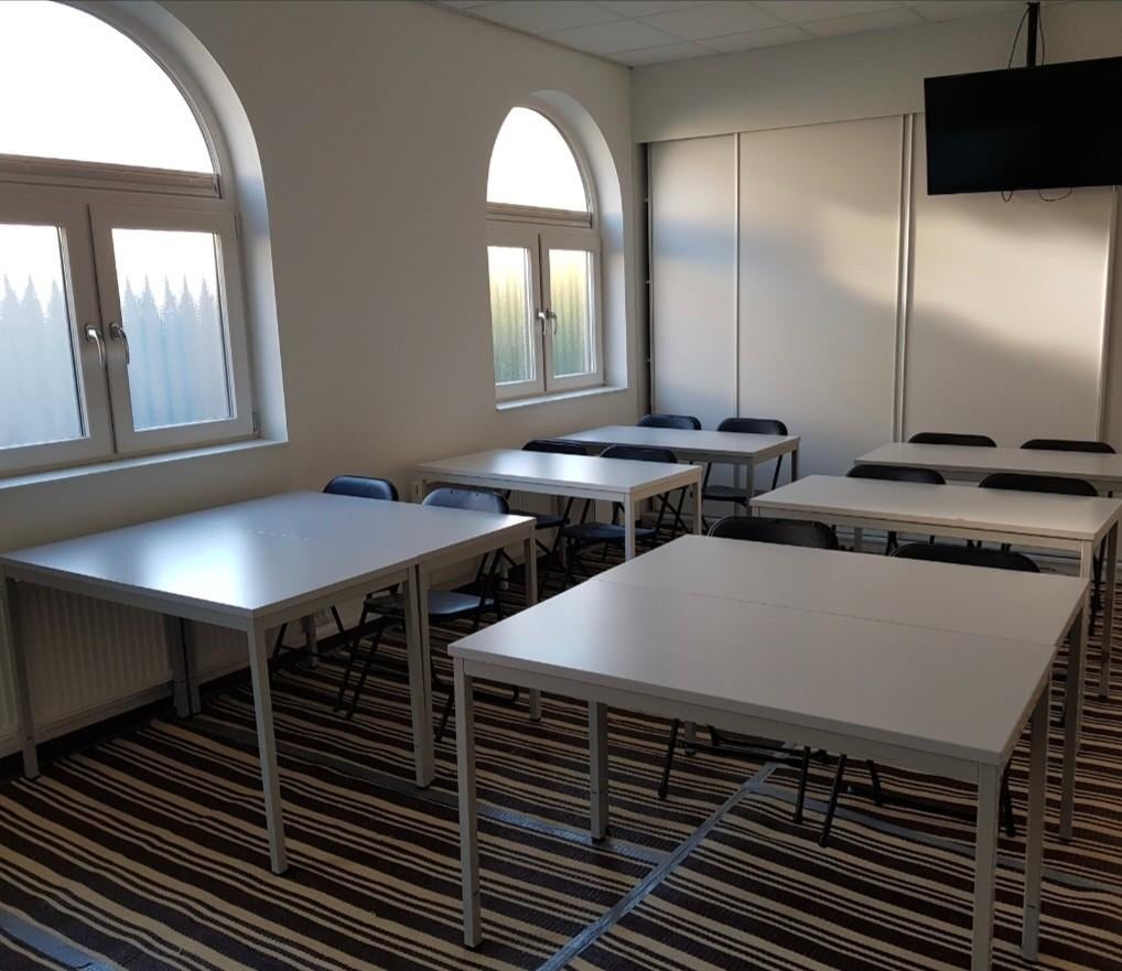 40 Schooltafels met stoelen, Kinderen en Baby's, Ophalen of Verzenden