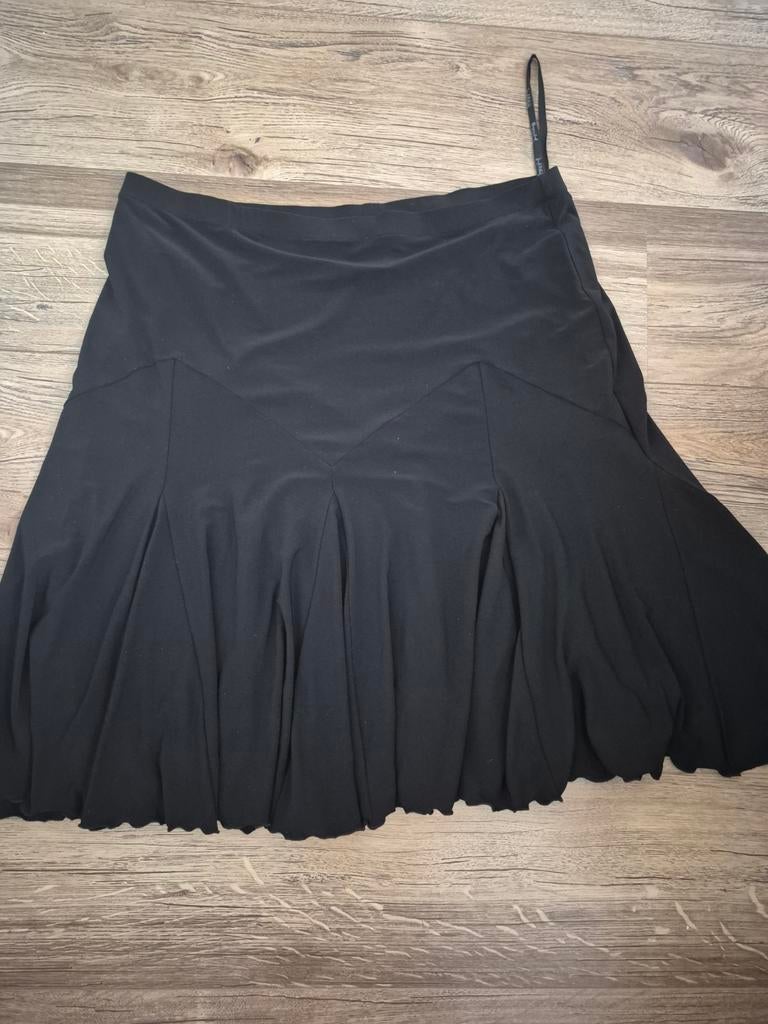 Soepel vallend zwart rokje van Joseph Ribkoff maat 46, Kleding | Dames, Ophalen of Verzenden