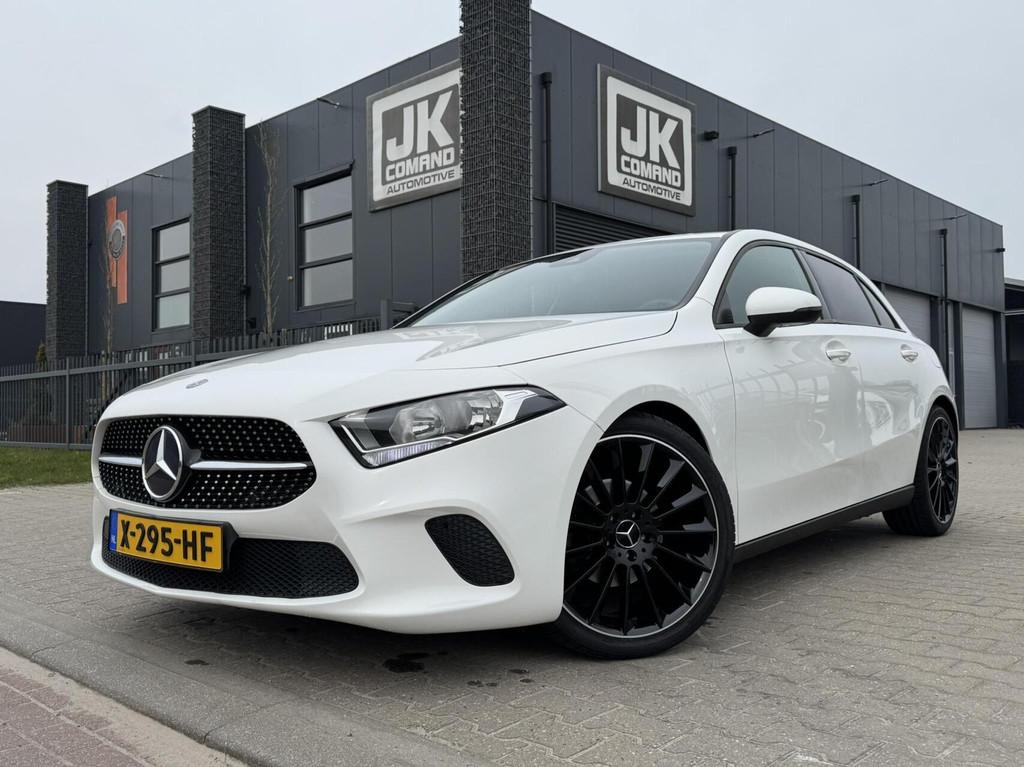 Mercedes A-klasse 160 Business Solution | Camera | Night | A, Voorwielaandrijving, Gebruikt, 4 cilinders, Wit