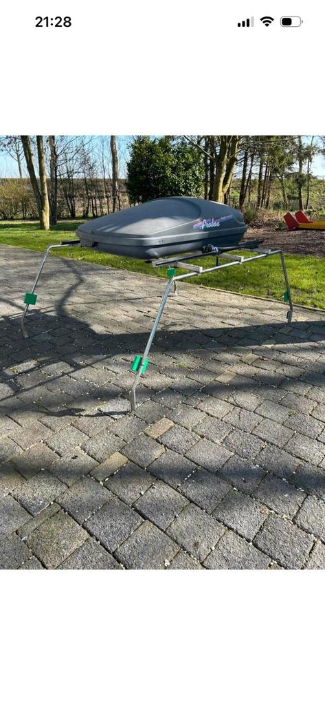 Imperiaal jamet arizona met 2 fietsendragers en dakkoffer, Ophalen of Verzenden, 2 fietsen, Gebruikt, Dakdrager