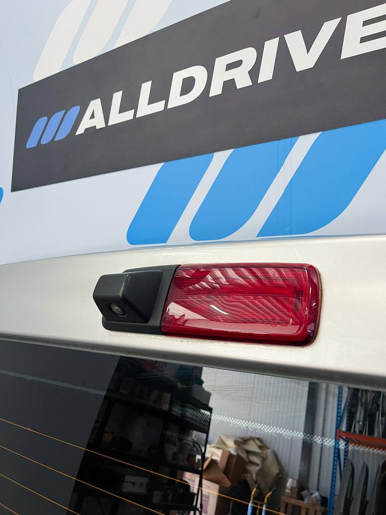 Renault Trafic Achterklep zilvergrijs met ruit 901009340R, Gebruikt, -, Ophalen of Verzenden, Achter