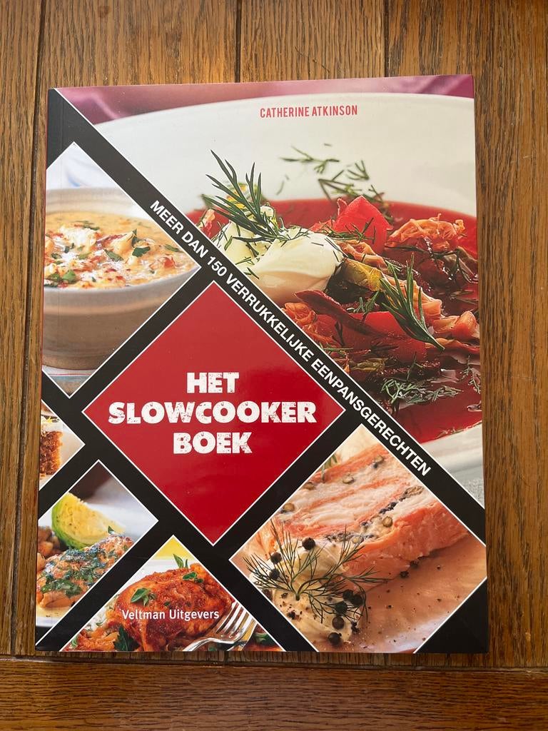 Het Slowcooker Boek - Meer dan 150 eenpansgerechten, Boeken, Ophalen of Verzenden, Nieuw, Overige gebieden, Hoofdgerechten