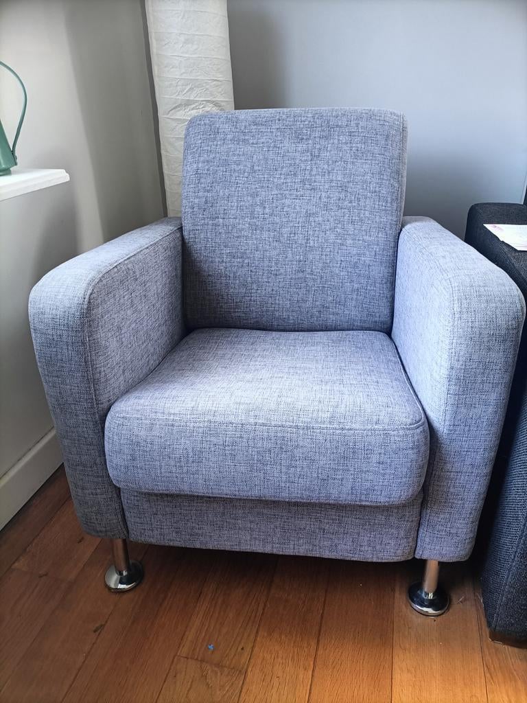 Grijze fauteuil/ stoel van Goossens wonen en slapen, Ophalen, Zo goed als nieuw, Minder dan 75 cm, Stof