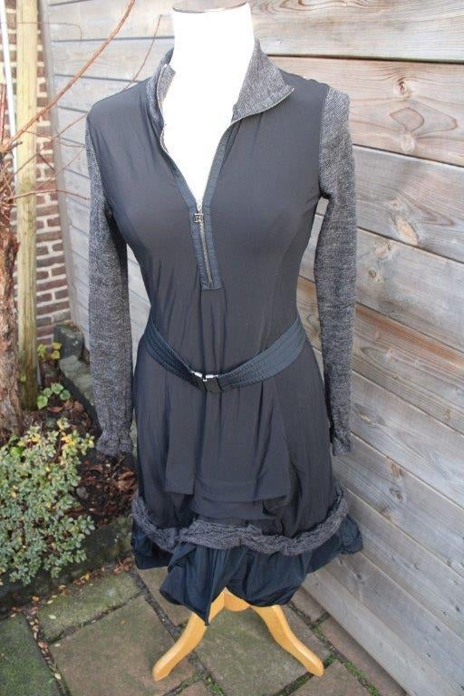 Jurk zwart/ bruin Indies mt 2 (S) travelstof Vaste prijs, Zwart, Ophalen of Verzenden, Zo goed als nieuw, Indies