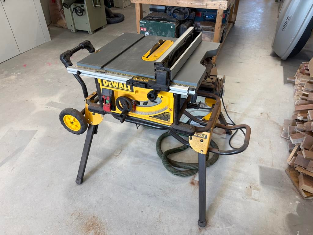 DeWalt tafelzaag DWE7492-qs, Doe-het-zelf en Verbouw, Gereedschap | Zaagmachines, 70 mm of meer, Ophalen of Verzenden, Zo goed als nieuw