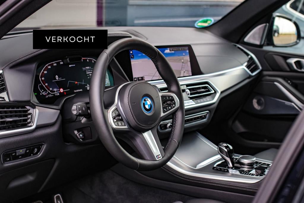 BMW X5 XDrive45e M-Sport *Pano*B&W*4-Wiel besturing*Comfortt, Gebruikt, 394 pk, Leder, Vierwielaandrijving