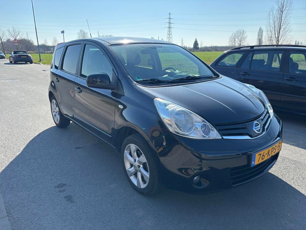 Nissan Note 1.6 16V 2010 Zwart Airco/Trekhaak! NW APK!, Voorwielaandrijving, 15 km/l, 4 cilinders, Origineel Nederlands
