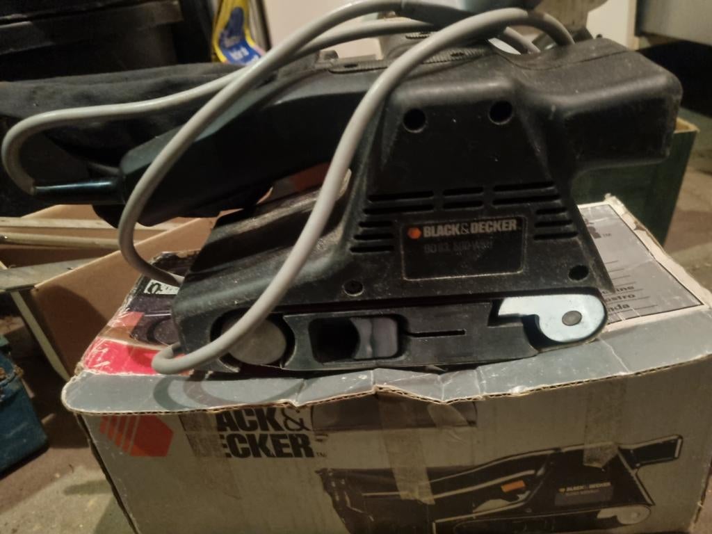 Black & Decker Bandschuurmachine 65 mm 500 Watt, Doe-het-zelf en Verbouw, Gereedschap | Schuurmachines, Ophalen of Verzenden, Gebruikt