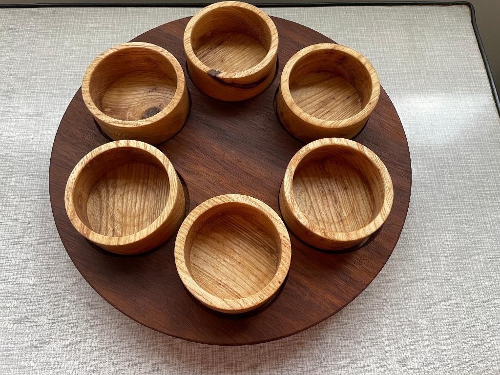 D962 Handgemaakte Houten draaiplateau zes bakjes, Huis en Inrichting, Overige typen, Ophalen of Verzenden, Zo goed als nieuw, Hout