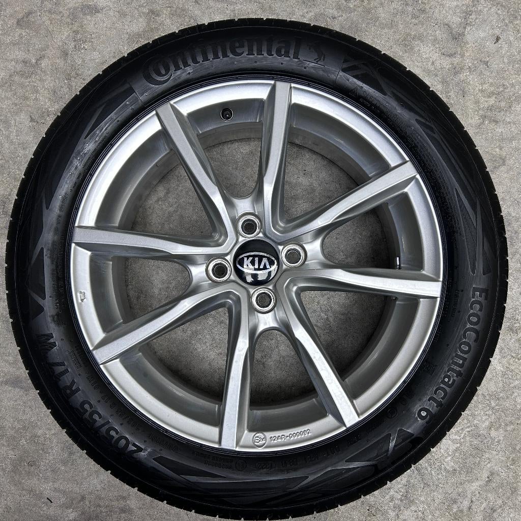17 inch originele velgen + zomerbanden Kia Stonic, Gebruikt, Banden en Velgen, 17 inch, Personenwagen