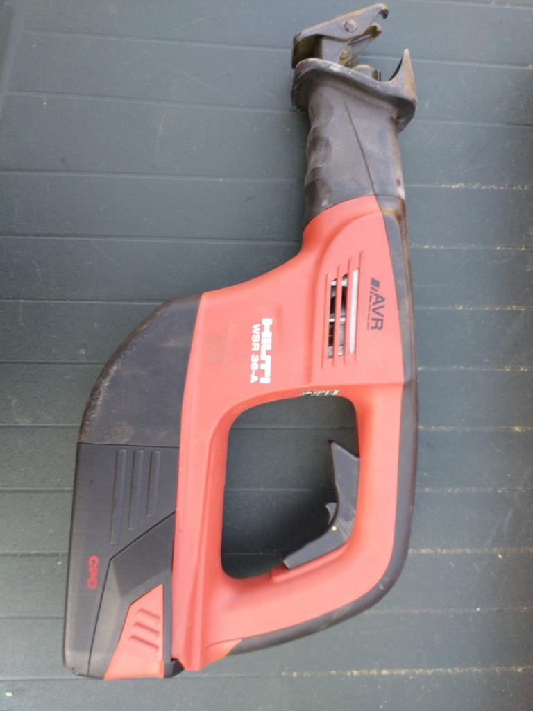 Hilti WSR 36-A Reciprozaag - Krachtig en Draadloos, Doe-het-zelf en Verbouw, Gereedschap | Zaagmachines, Gebruikt, 70 mm of meer