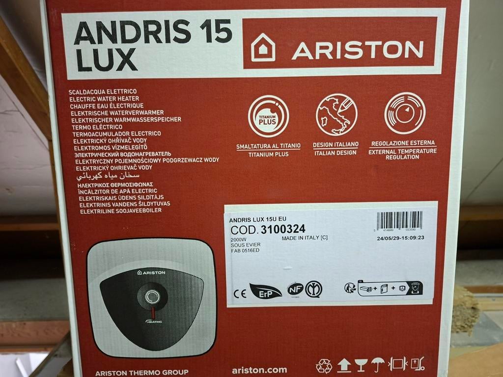 Ariston Lux 15 elektrische waterverwarmer - Zo goed als nieu, Minder dan 20 liter, Boiler, Ophalen of Verzenden, Minder dan 3 jaar oud