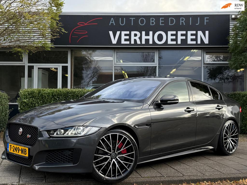 Jaguar XE 3.0 S Platinum Edition - ZWART LEDER - STOEL VERW, Auto's, Automaat, Gebruikt, 2995 cc, USB