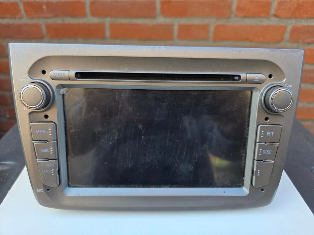 Originele radio en navigate Alfa Romeo MITO, Ophalen of Verzenden, Zo goed als nieuw
