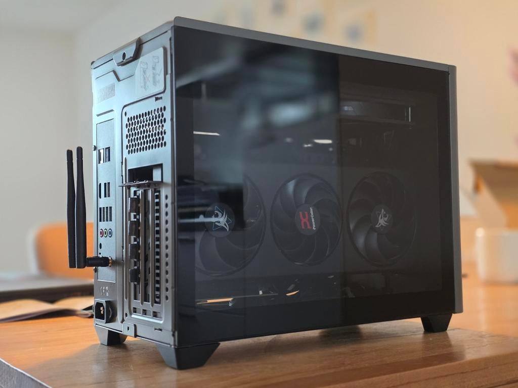 Te koop, krachtige compacte Game PC, Ophalen, 32 GB, Zelf gebouwde pc, Nieuw