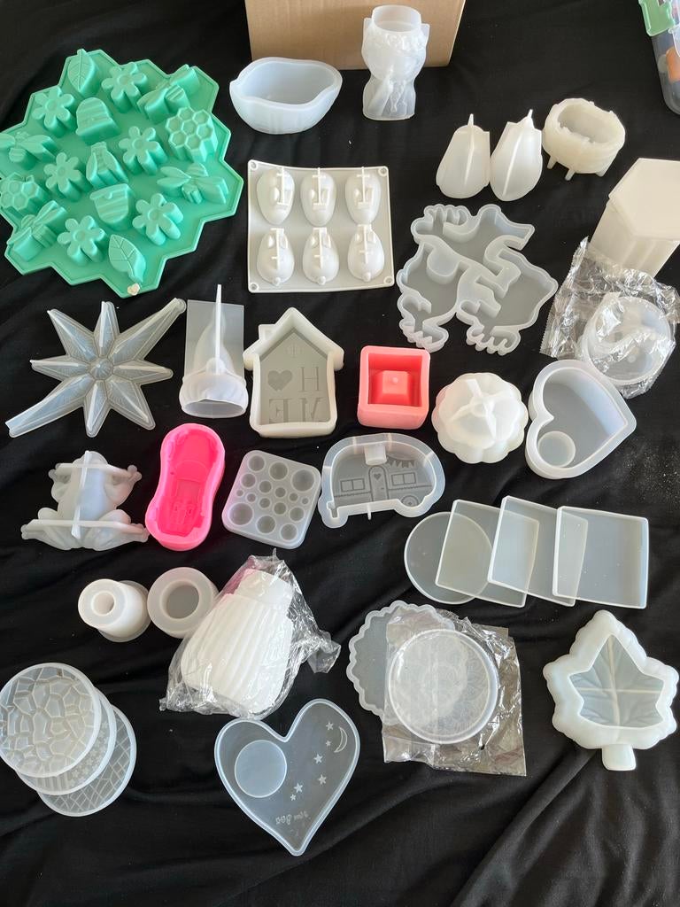 Diverse siliconen mallen voor Jesmonite / Epoxy, Gebruikt, Meerkleurig, Ophalen of Verzenden, Rubber