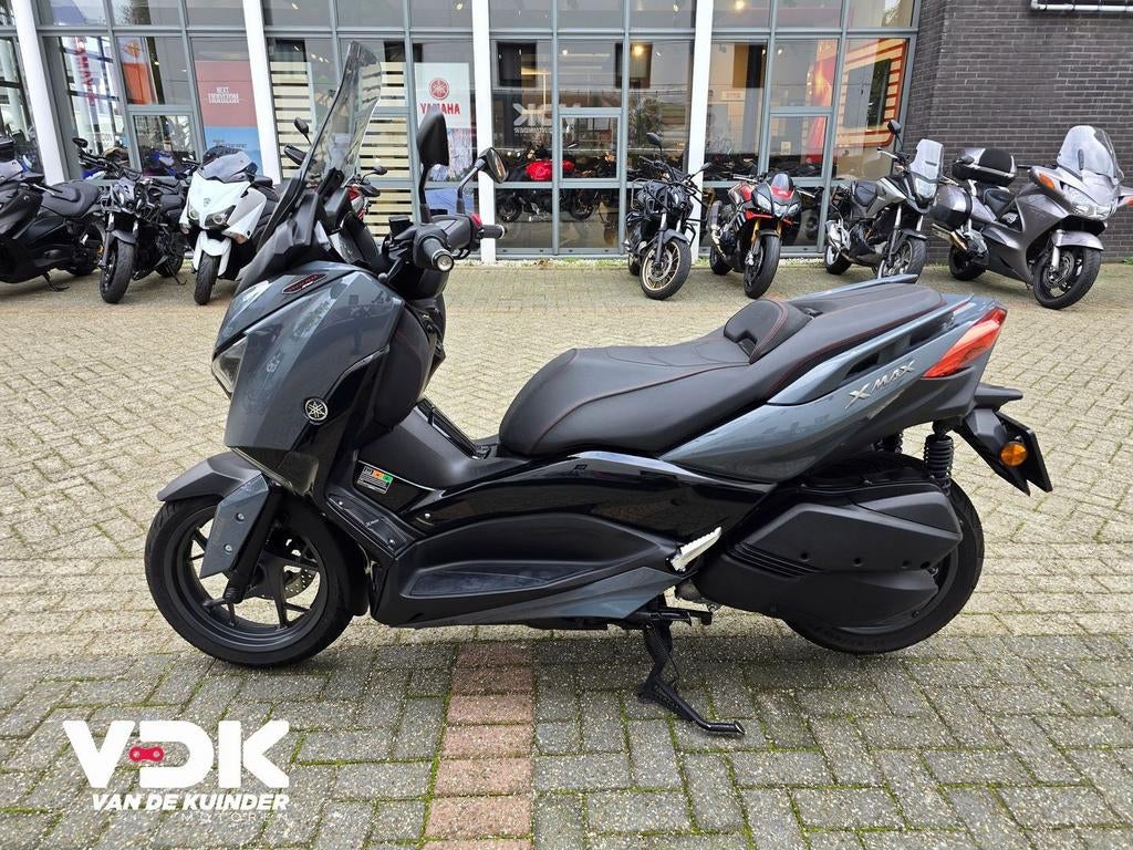 YAMAHA X MAX 300 TECH MAX (bj 2022) - foto 3