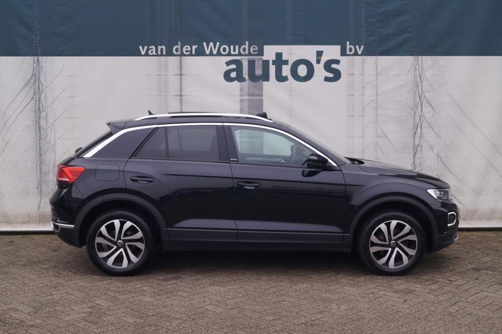 Volkswagen T-Roc 1.5 TSI 150pk DSG Style Active -PANO-LED-EC, Automaat, Stof, Euro 6, 4 cilinders