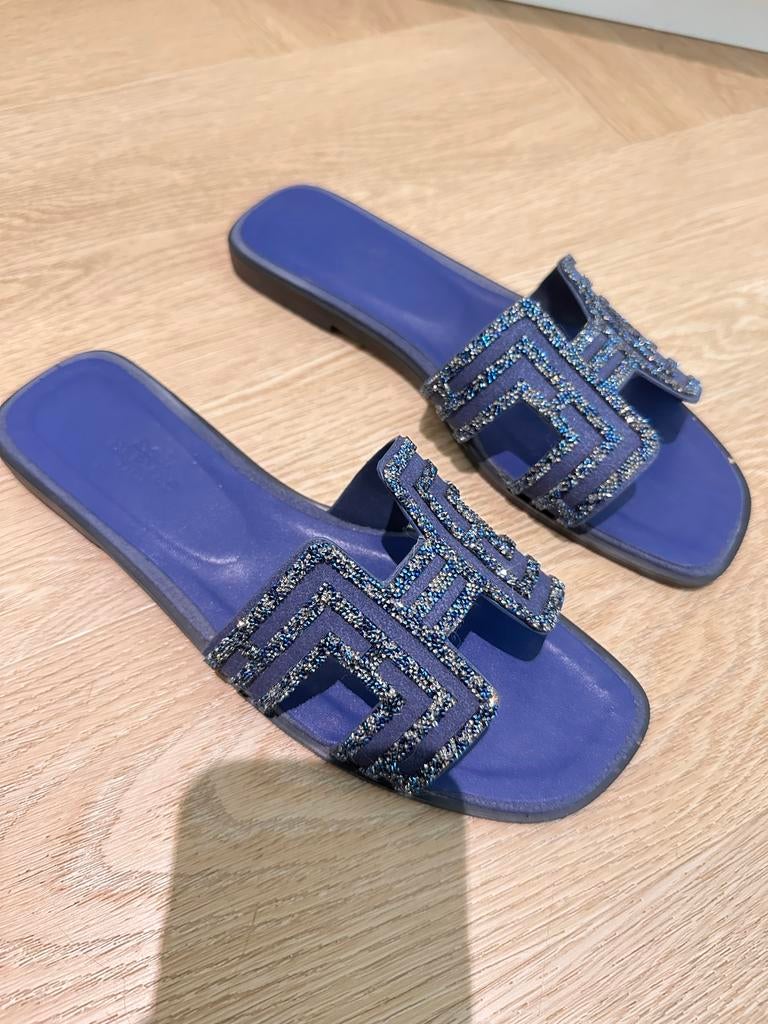 Hermes oran glitter sandal, Kleding | Dames, Schoenen, Ophalen of Verzenden, Zo goed als nieuw, Zwart, Sneakers of Gympen