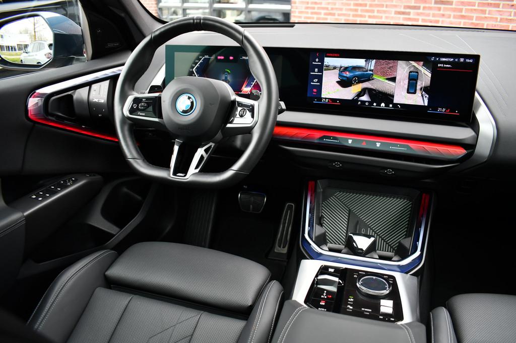 BMW X3 30e xDrive M-Sport Pano ACC 360 H/K HUD 20inch, Automaat, Gebruikt, 4 cilinders, Blauw