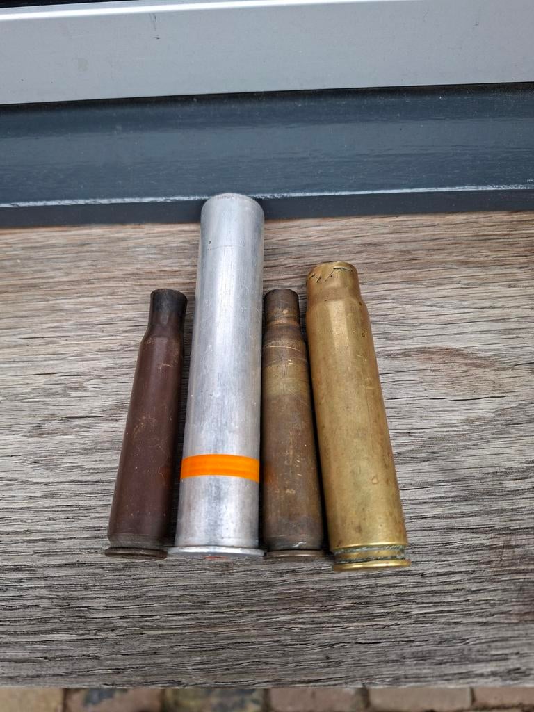 Lotje hulzen..oa wo2, ., Ophalen of Verzenden, Hulzen of Bodemvondsten, .