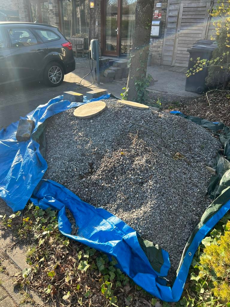 Gratis - grind, Tuin en Terras, Ophalen, Zo goed als nieuw