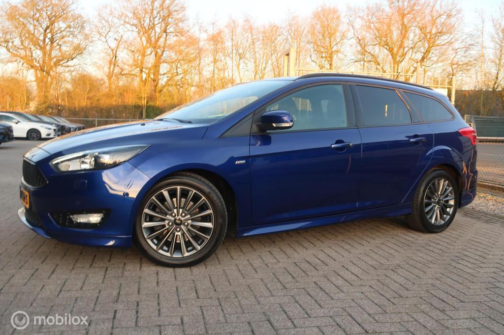 Ford Focus Wagon 1.5 183PK ST Line AUTOMAAT,CARPLAY,LEDVER., Lichtsensor, Stof, Blauw, 3 cilinders