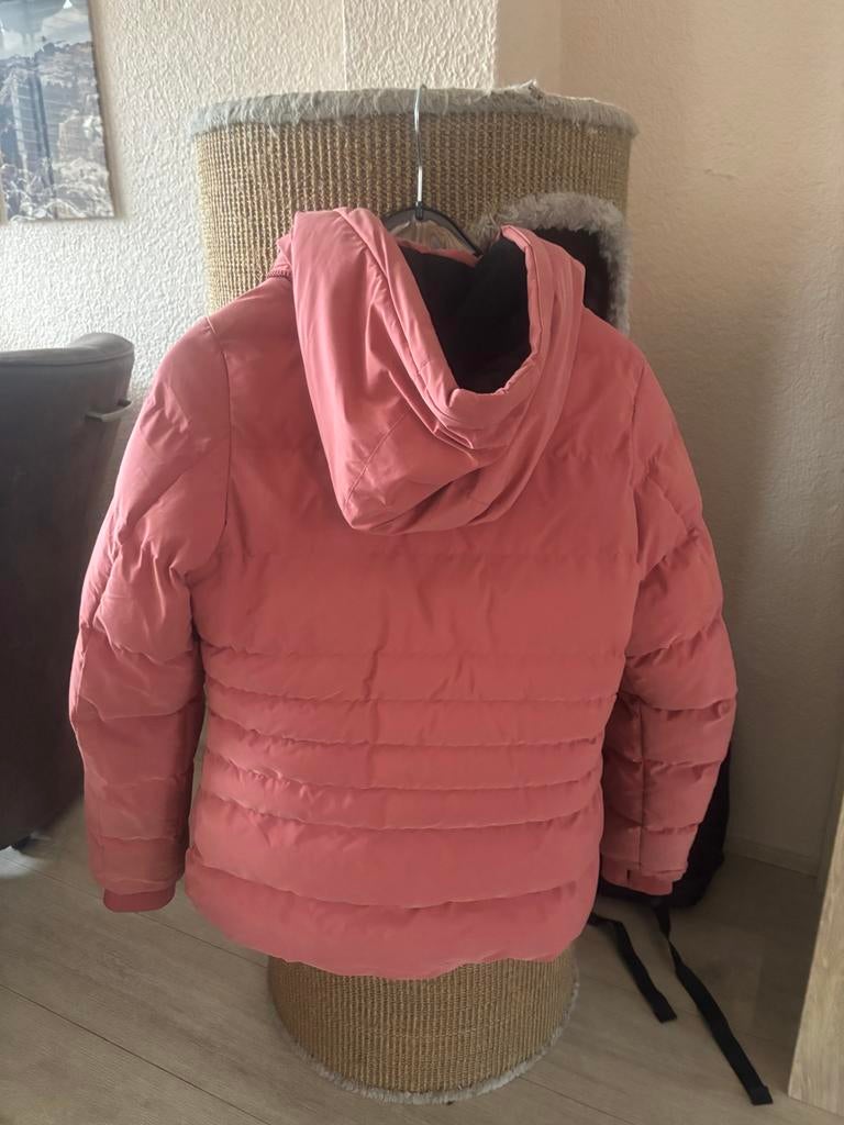 Roze gewatteerde jas met capuchon, Ophalen of Verzenden, Zo goed als nieuw