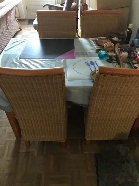 Eethoek 4 stoelen en tafel, Gebruikt, 100 tot 150 cm, 50 tot 100 cm, Overige materialen