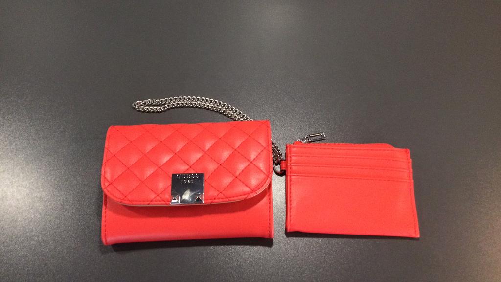 Guess portemonnee met pasjes houder oranjerood nieuw, Sieraden, Tassen en Uiterlijk, Portemonnees, Ophalen of Verzenden, Nieuw