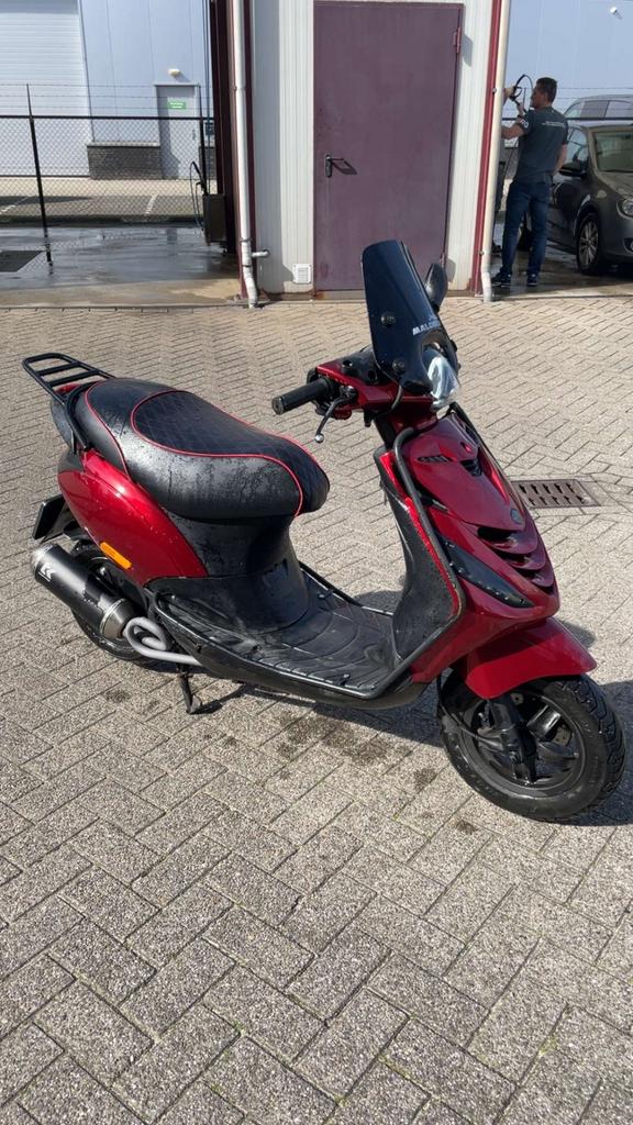 Piaggo zip 80 cc, Zip, Ophalen of Verzenden, Zo goed als nieuw, Benzine
