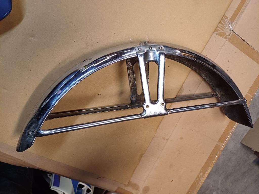 Honda SS50 voorspatbord CD50, Ophalen, Gebruikt, Overige merken