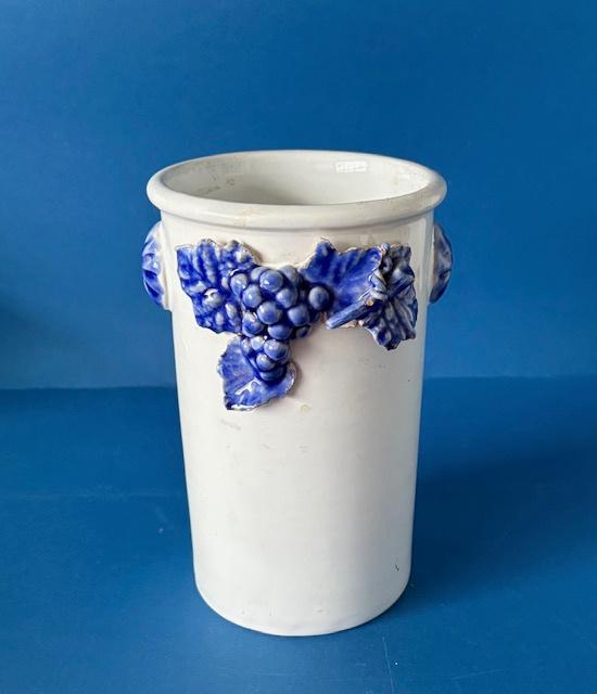 Unieke wijnkoeler, wit keramiek met druiven, Antiek en Kunst, Antiek | Keramiek en Aardewerk, Ophalen